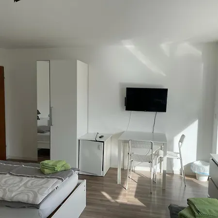 Boardinghouse Behrend Iii *